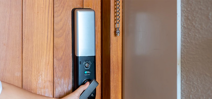 Home Security Electronic Locks Upgrades in Mountain View, CA